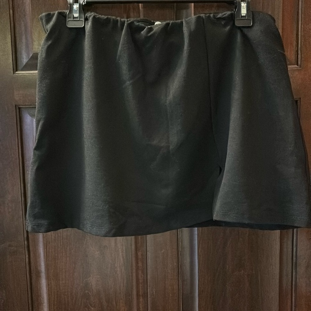 American Eagle skirt.